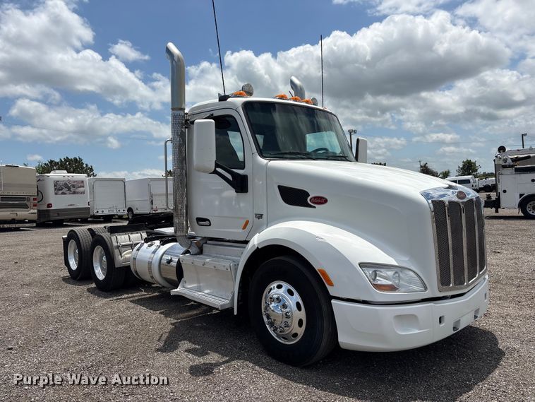 image for item EG9188 2013 Peterbilt 579 semi truck