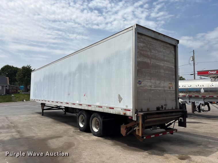 image for item EI5815 2008 Utility VS2DX dry van trailer