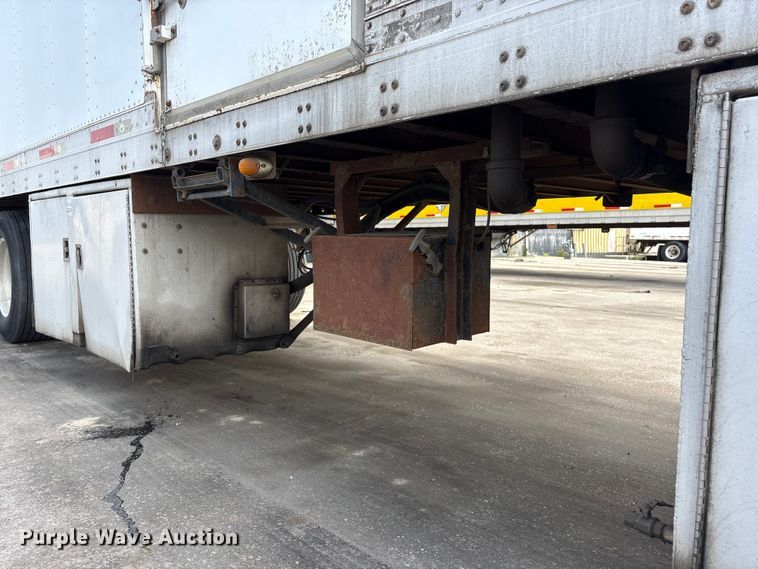 image for item EI5815 2008 Utility VS2DX dry van trailer