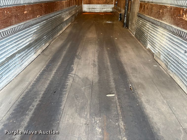 image for item EI5815 2008 Utility VS2DX dry van trailer