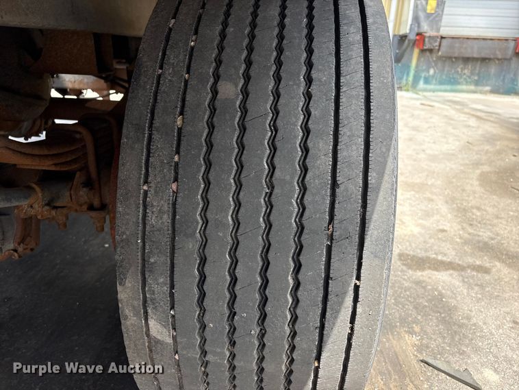 image for item EI5815 2008 Utility VS2DX dry van trailer