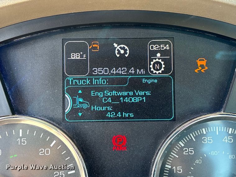 image for item EM2450 2016 Kenworth T680 semi truck
