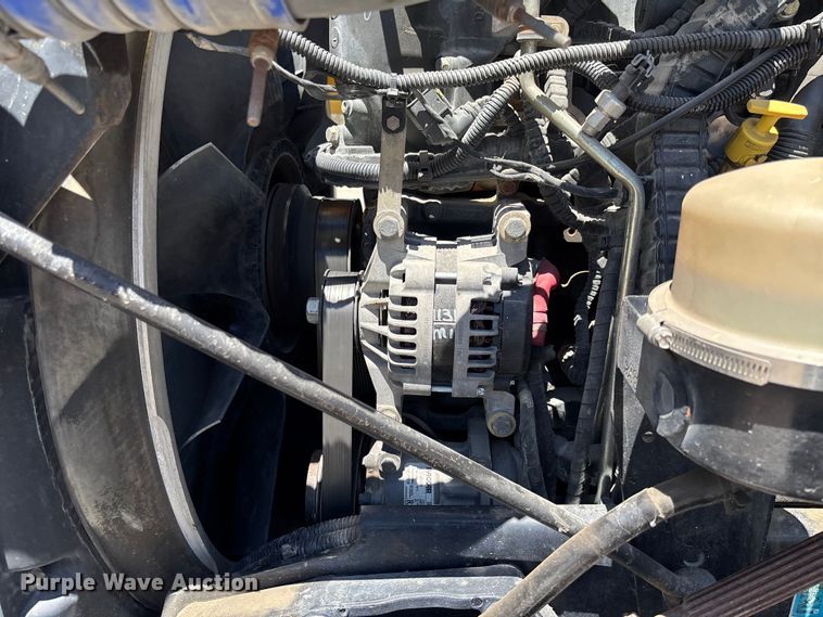 image for item EM2450 2016 Kenworth T680 semi truck