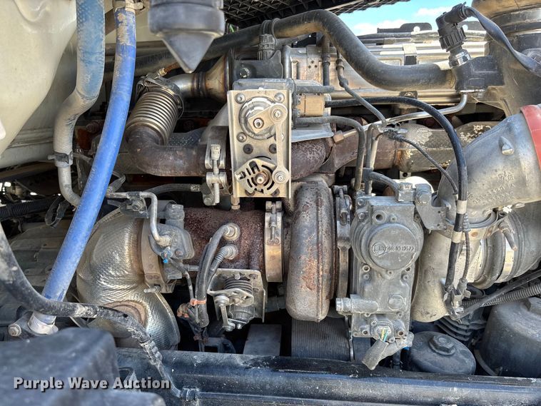 image for item EM2450 2016 Kenworth T680 semi truck