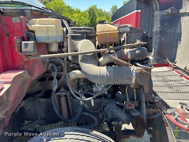 image for item EM5111 2001 GMC C7500 crane truck