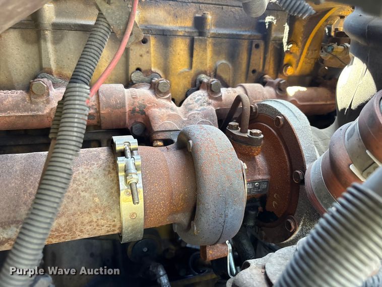 image for item EM5111 2001 GMC C7500 crane truck