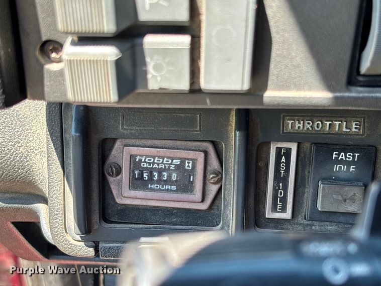 image for item EM5111 2001 GMC C7500 crane truck