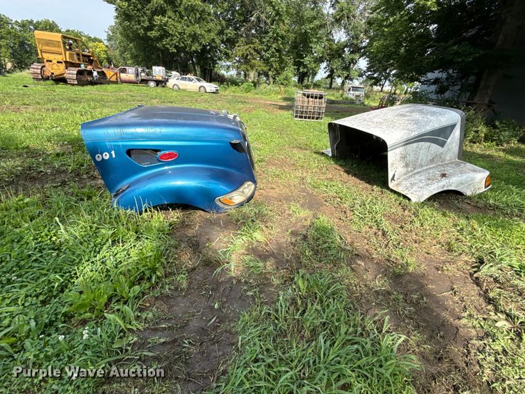 image for item EN0354 Truck parts