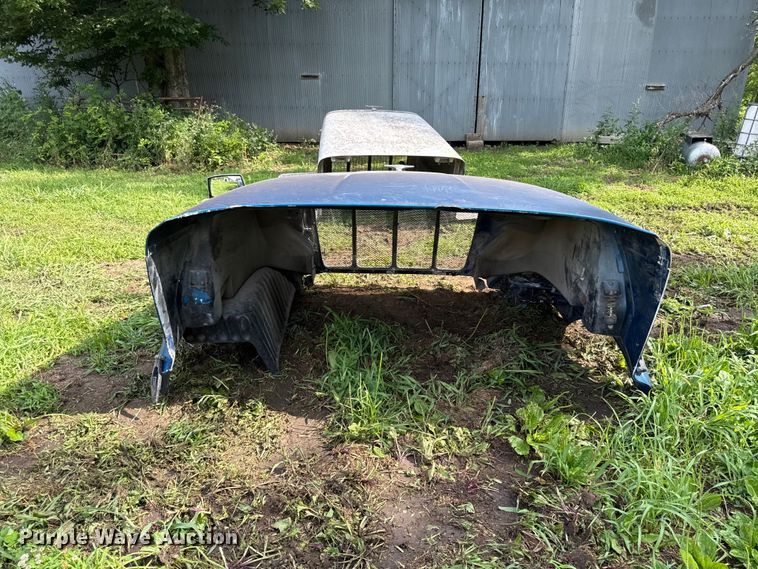 image for item EN0354 Truck parts