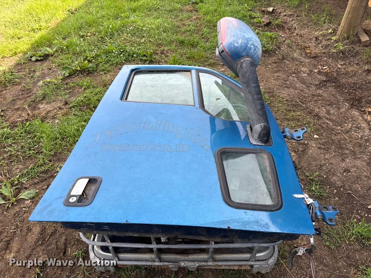 image for item EN0354 Truck parts