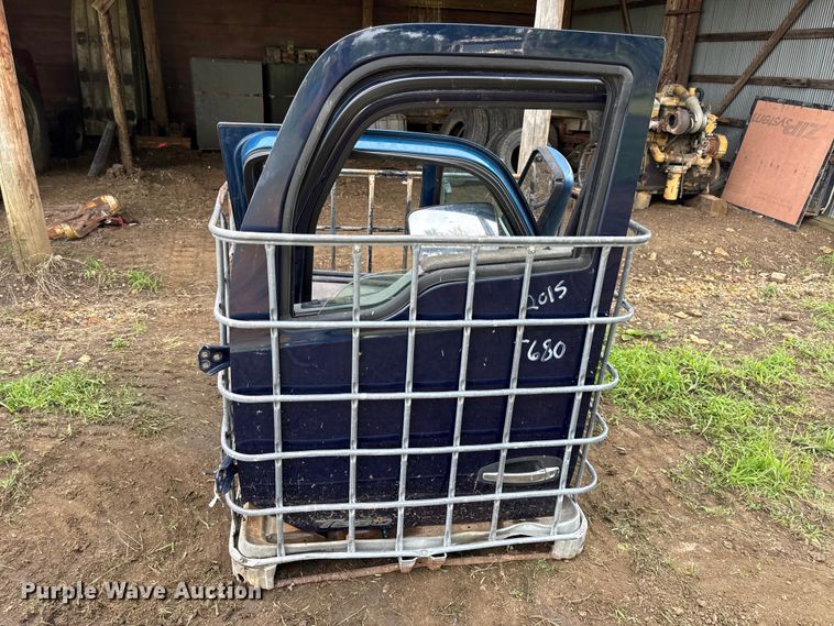 image for item EN0354 Truck parts
