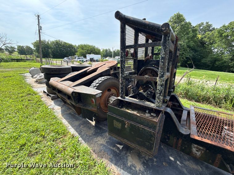 image for item EN0362 Truck parts