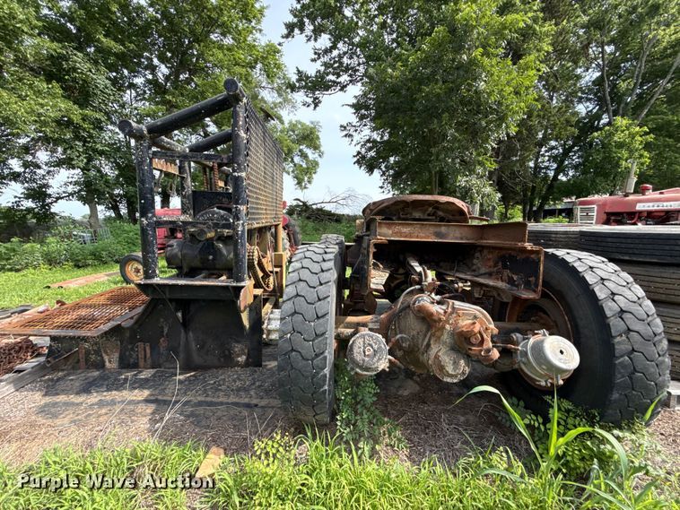image for item EN0362 Truck parts