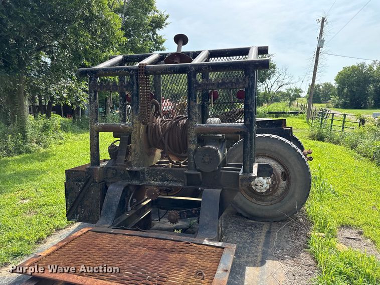 image for item EN0362 Truck parts