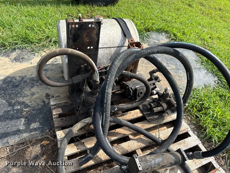 image for item EN0365 Truck parts