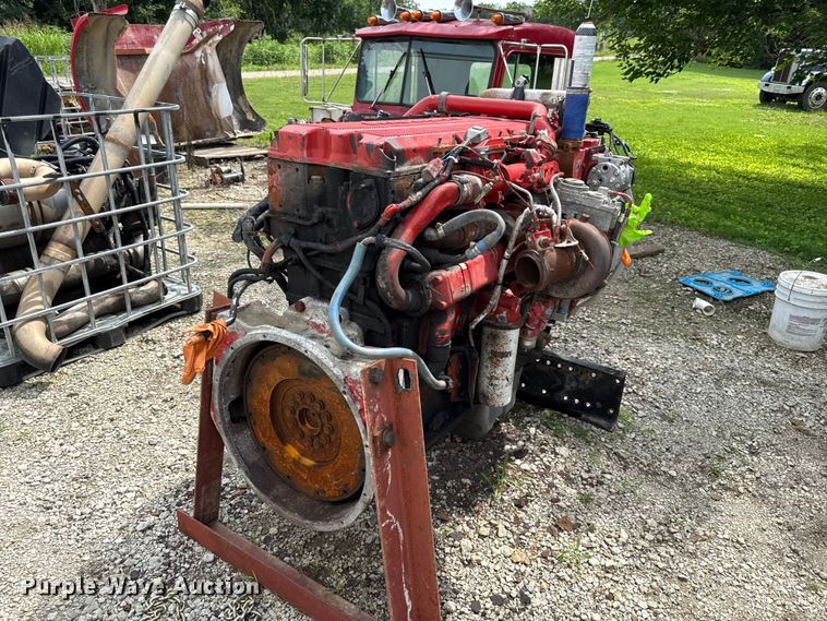 image for item EN0367 2015 Cummins ISX15 engine