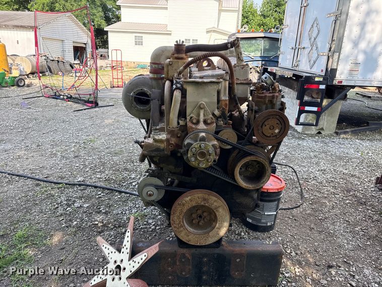 image for item EN0369 Cummins 855 engine