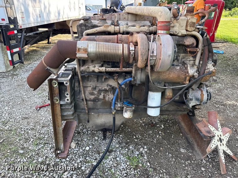 image for item EN0369 Cummins 855 engine