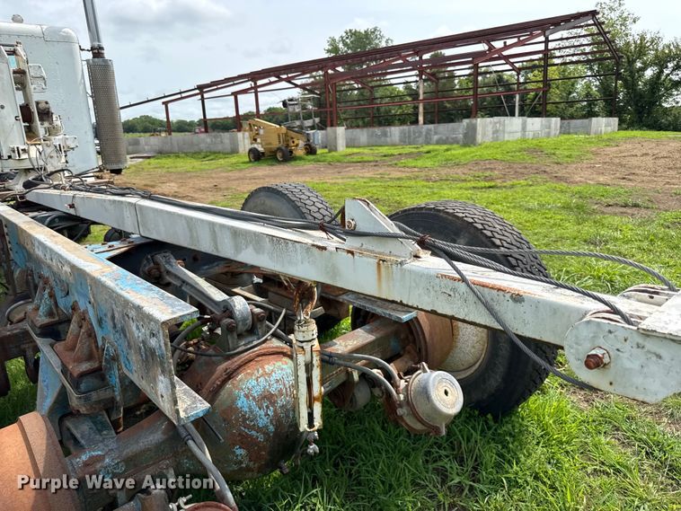 image for item EN0372 Auto Crane crane