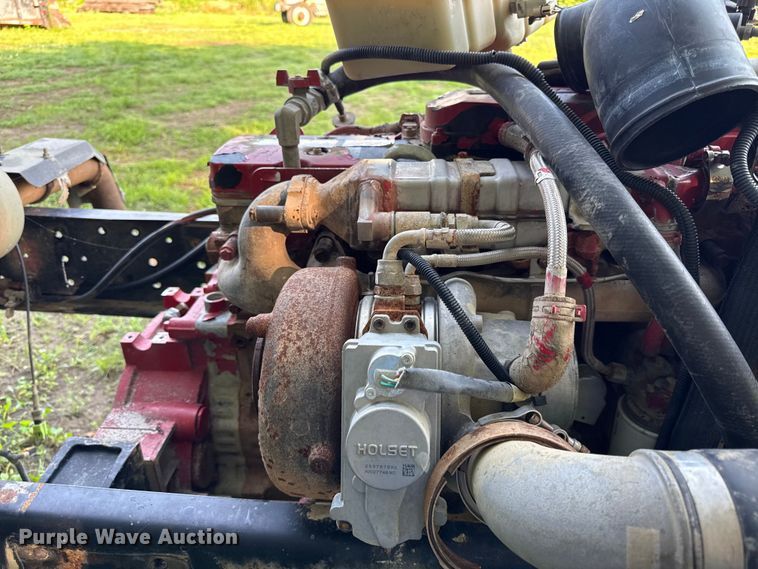 image for item EN0374 2009 Cummins ISB 200 engine