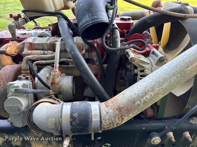 image for item EN0374 2009 Cummins ISB 200 engine