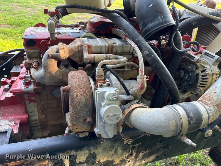 image for item EN0374 2009 Cummins ISB 200 engine