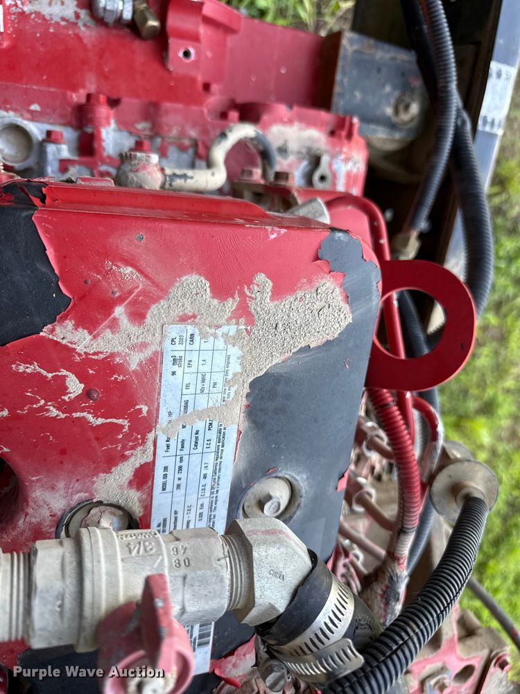image for item EN0374 2009 Cummins ISB 200 engine