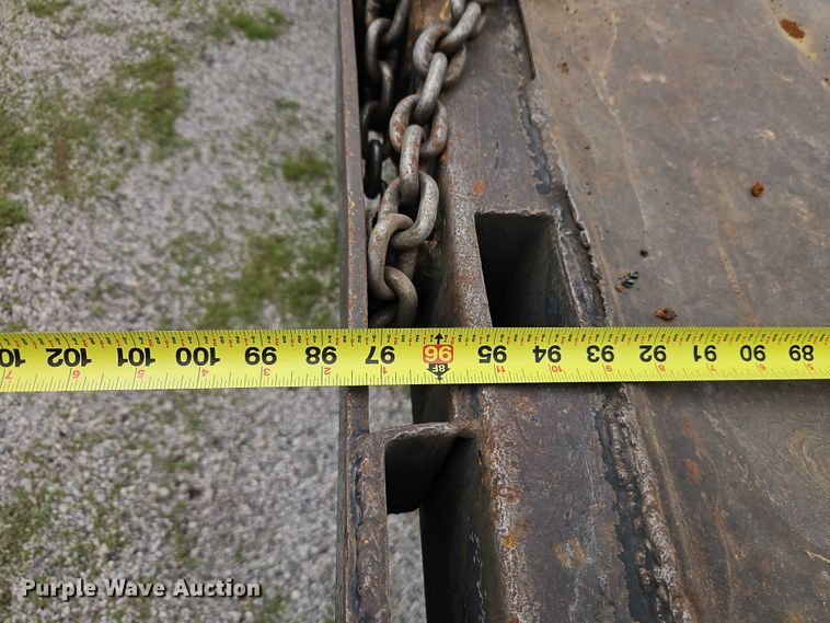 image for item EO7283 1985 International  2375 rollback truck