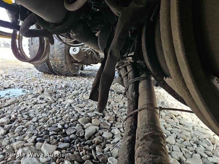 image for item EO8507 2013 Crane Carrier Low Entry refuse truck