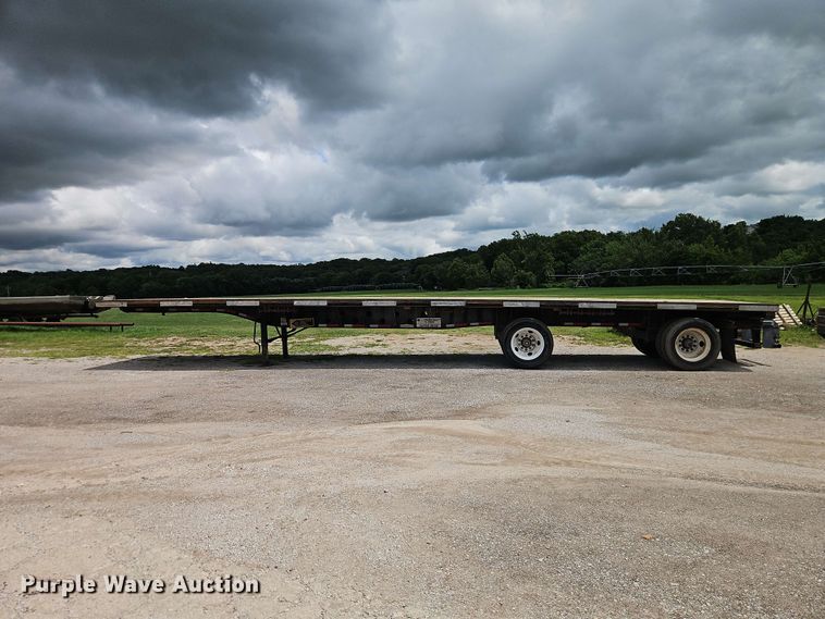 image for item EO8542 1999 Transcraft TL-2000 flatbed trailer