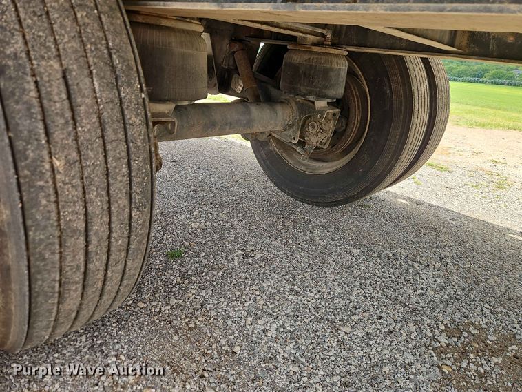image for item EO8542 1999 Transcraft TL-2000 flatbed trailer