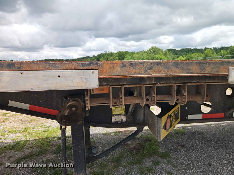 image for item EO8542 1999 Transcraft TL-2000 flatbed trailer