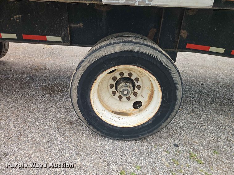 image for item EO8542 1999 Transcraft TL-2000 flatbed trailer