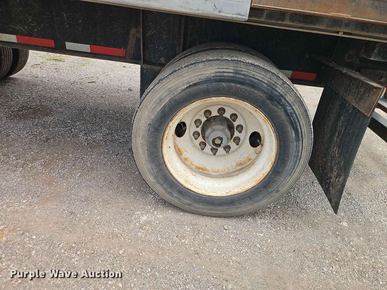 image for item EO8542 1999 Transcraft TL-2000 flatbed trailer