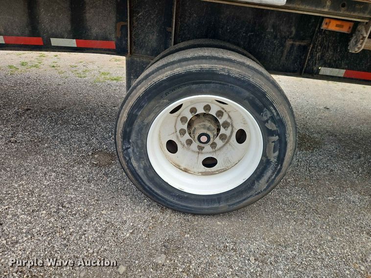 image for item EO8542 1999 Transcraft TL-2000 flatbed trailer