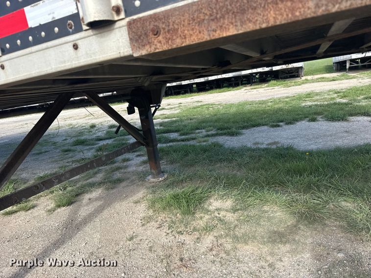image for item ER2095 2009 Western walking floor trailer