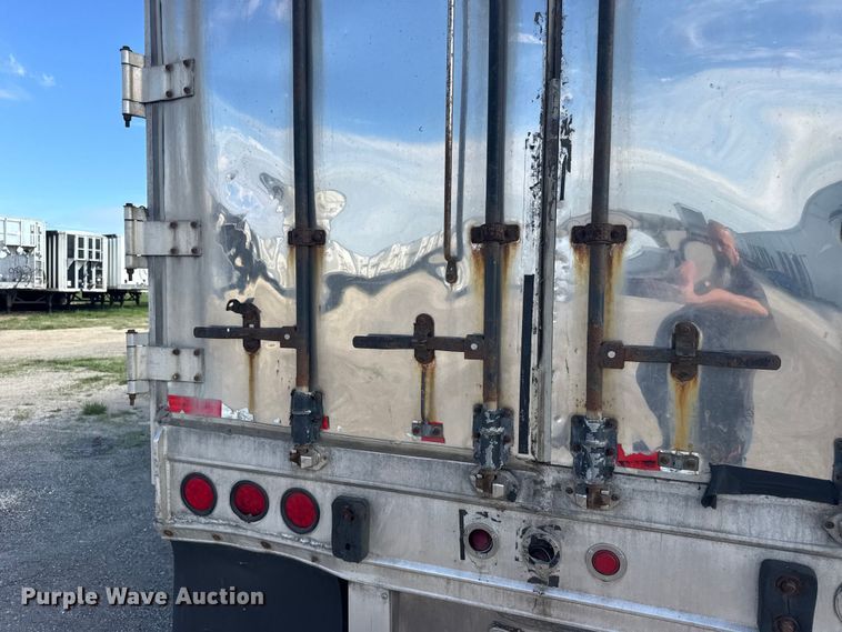 image for item ER2095 2009 Western walking floor trailer