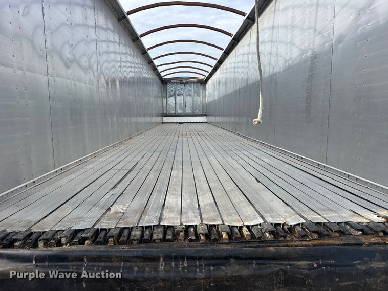 image for item ER2095 2009 Western walking floor trailer