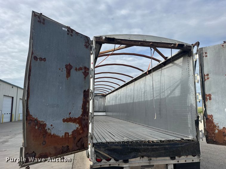 image for item ER2095 2009 Western walking floor trailer
