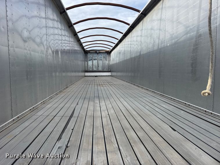 image for item ER2095 2009 Western walking floor trailer