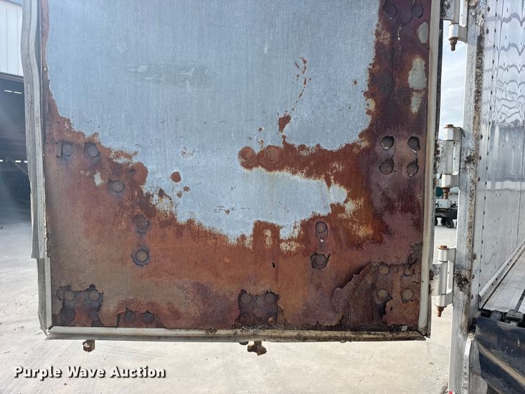 image for item ER2095 2009 Western walking floor trailer