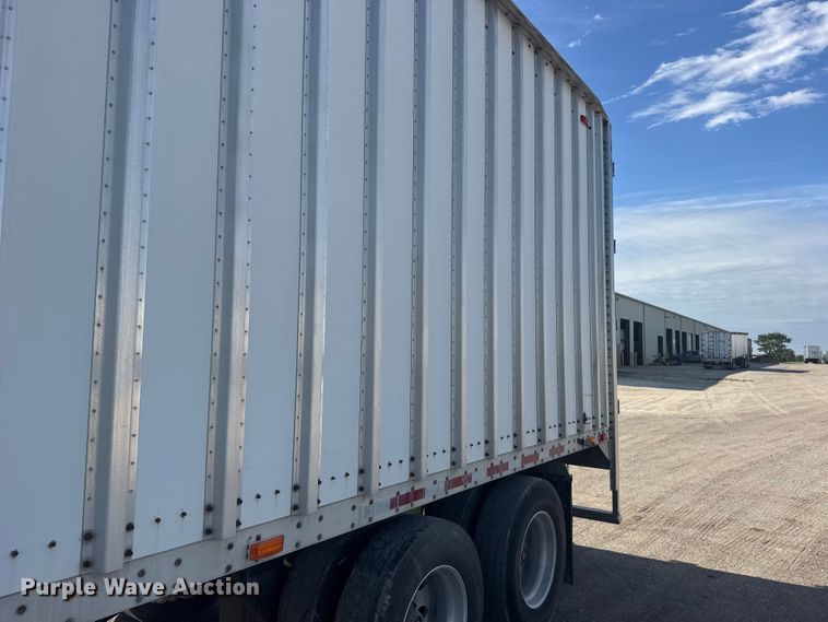 image for item ER2096 2010 Wilkens 0K2TA22PCFSD walking floor trailer