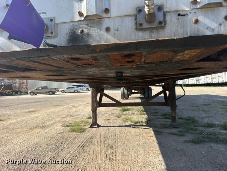 image for item ER2096 2010 Wilkens 0K2TA22PCFSD walking floor trailer