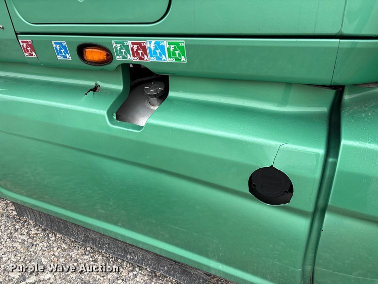 image for item ER3053 2022 International LT625 semi truck