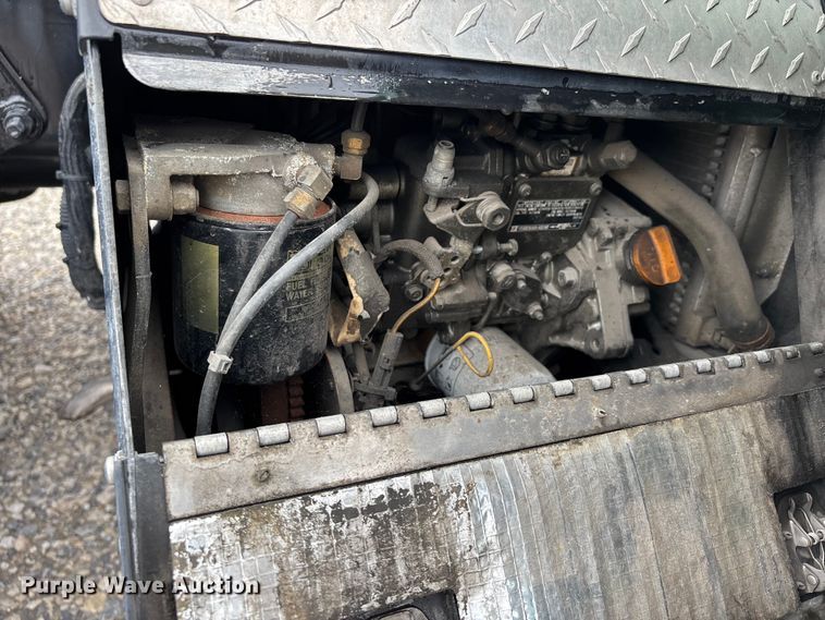 image for item ER3053 2022 International LT625 semi truck