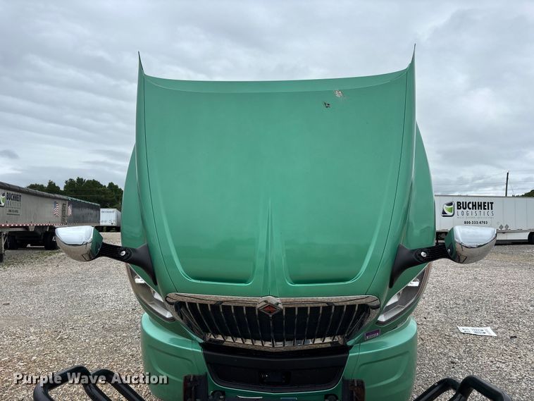 image for item ER3053 2022 International LT625 semi truck
