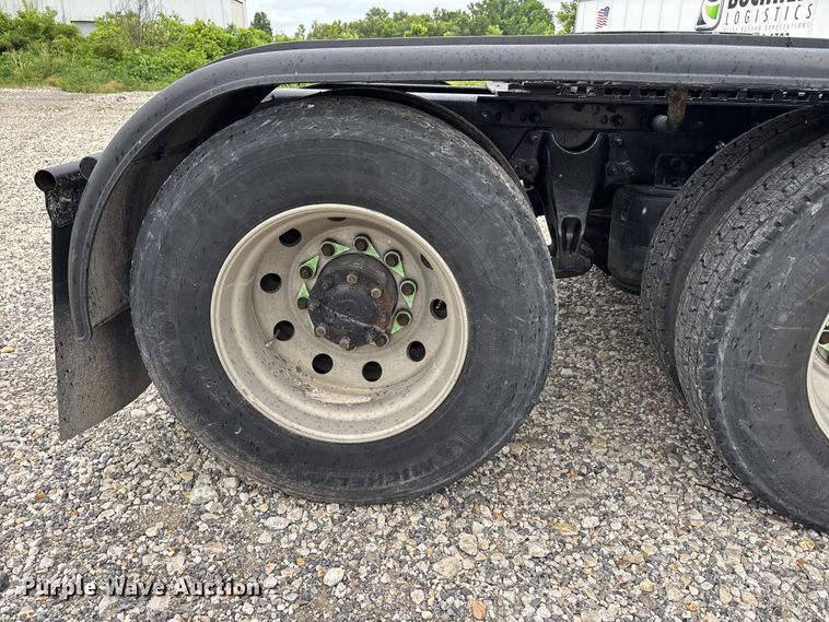 image for item ER3053 2022 International LT625 semi truck