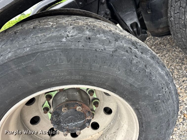 image for item ER3053 2022 International LT625 semi truck