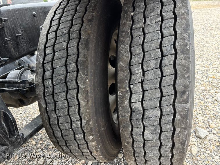 image for item ER3053 2022 International LT625 semi truck