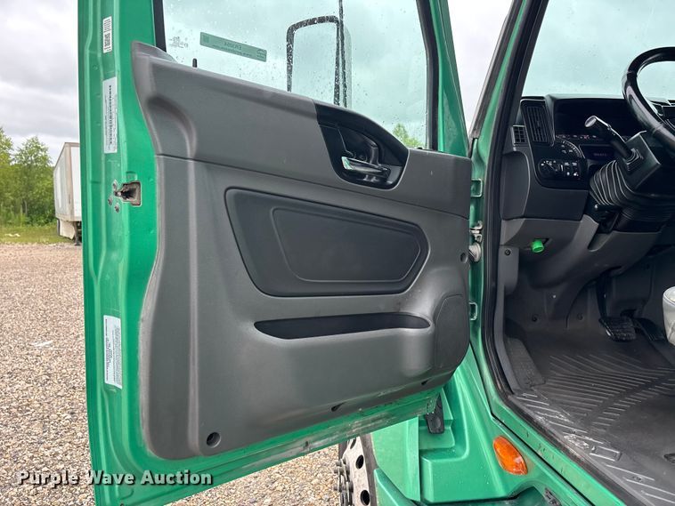 image for item ER3054 2023 International LT625 semi truck
